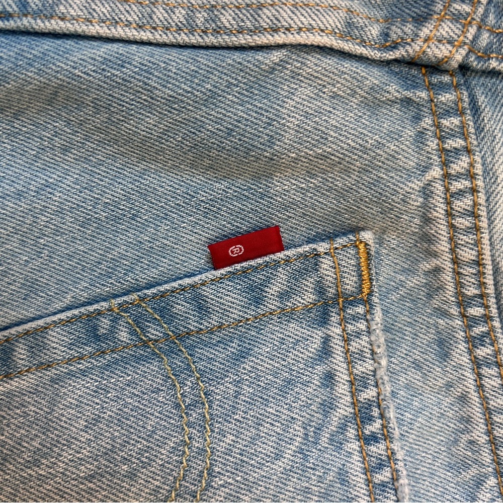 Levi’s 501 Button fly Cut Off Denim Shorts. Classic American. Unique tab style. - Picture 5 of 11
